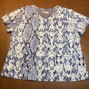 Greys Anatomy Signature Blue Scrub Top. Size 3XL